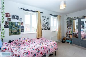 Bedroom- click for photo gallery